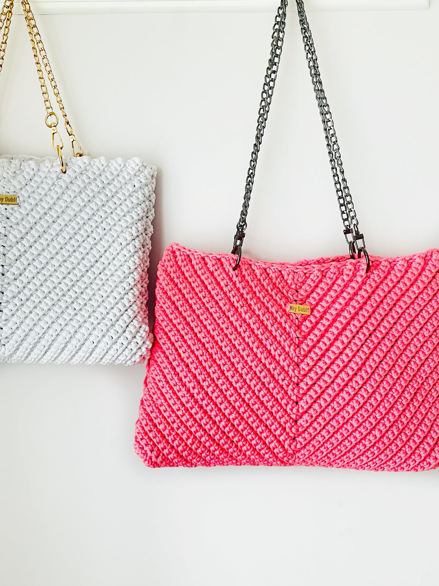 Crochet tote shoulder bag, pink cotton with black chain