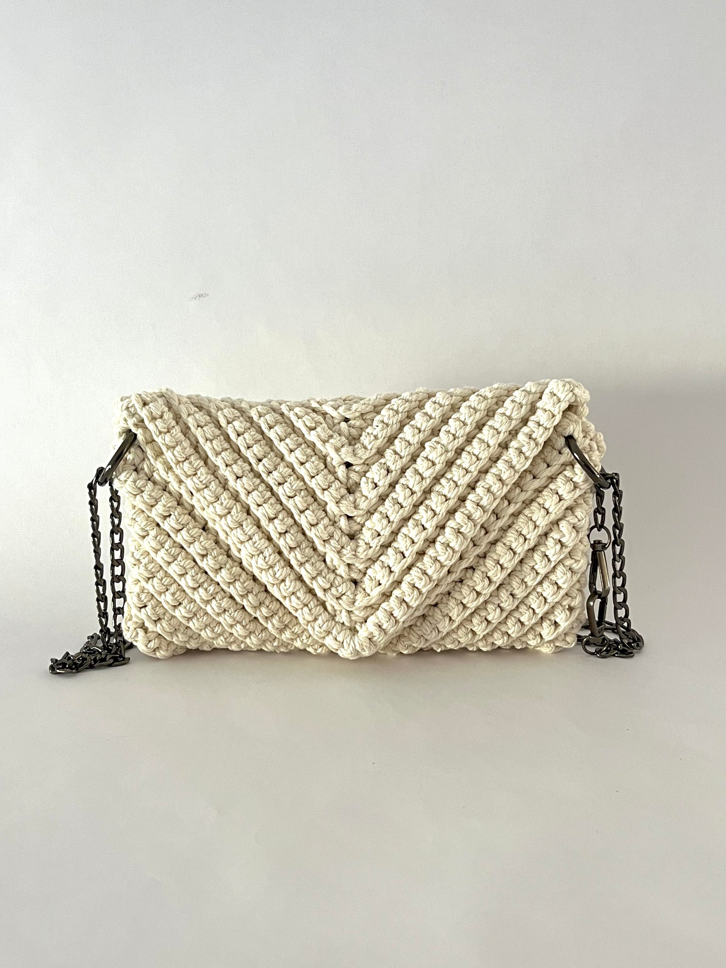 Crossbody shoulder clutch bag, natural crochet cotton with gunmetal chain