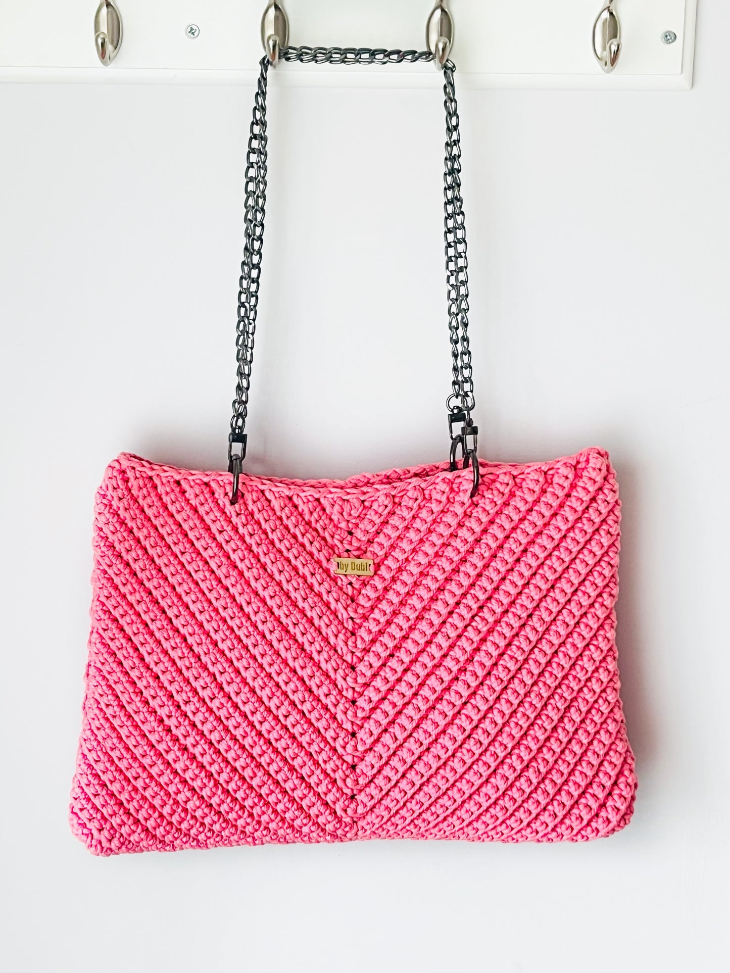 Crochet tote shoulder bag, pink cotton  with black chain