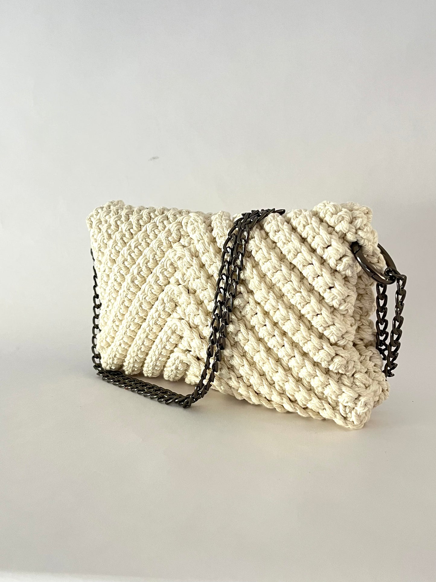 Crossbody shoulder clutch bag, natural crochet cotton with gunmetal chain